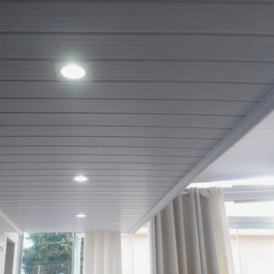 Forro de PVC branco em sala